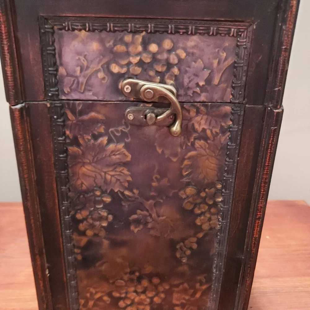 Vintage Wine Holder